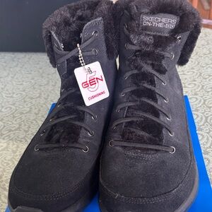 Skechers Women's Black Winter Boots